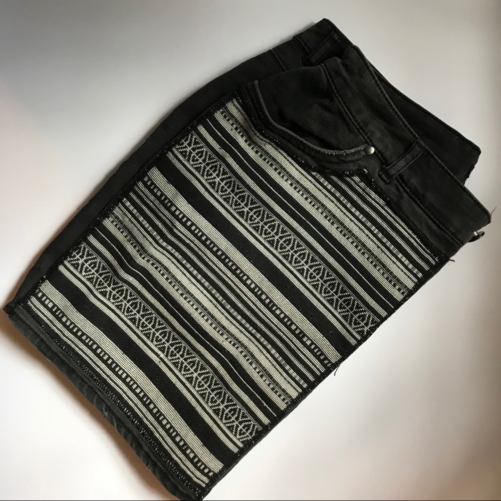 H&M | Black Denim Mini skirt